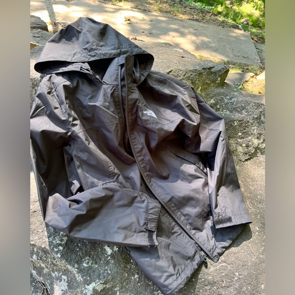 The Northface Men's Sz M 2024 Shell Jacket in Black Medium - Picture 3 of 11